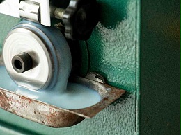 山東青島切削液廠家指導選擇水溶性金屬切削液